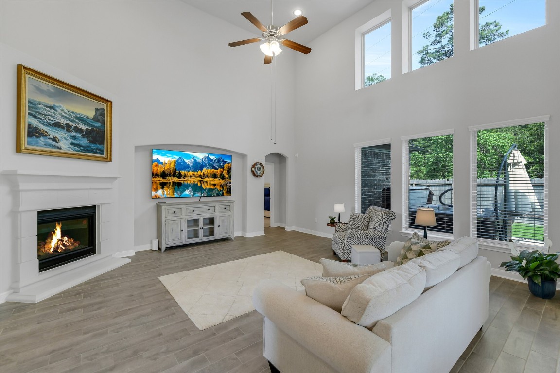 2803 Skerne Forest Dr Spring Spring, TX 77373 - Photo 5 of 44