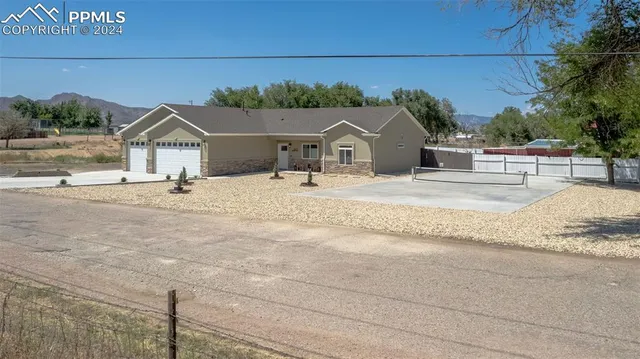 a view of a house with a outdoor space