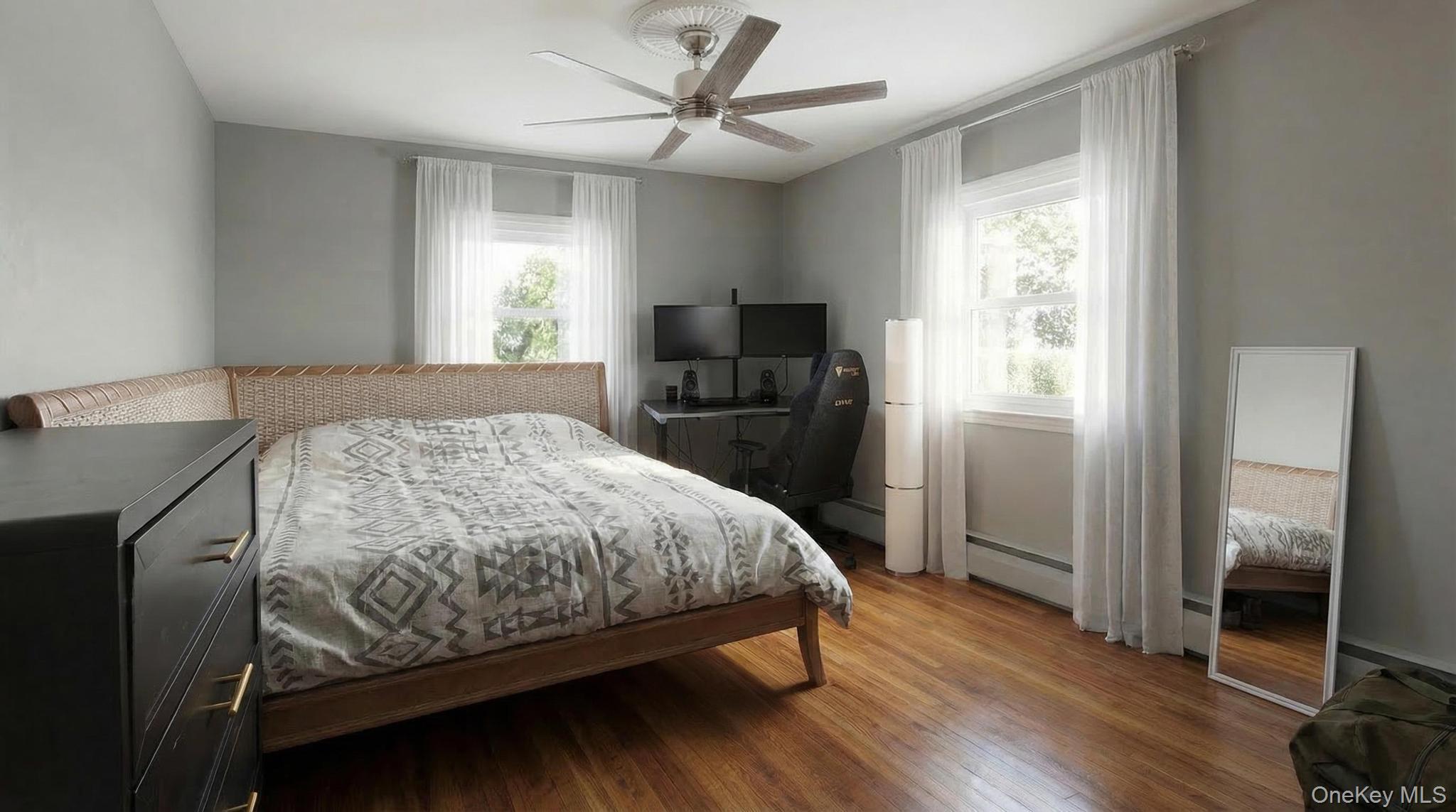 16 Tudor Road Hicksville, NY 11801 - Photo 18 of 24