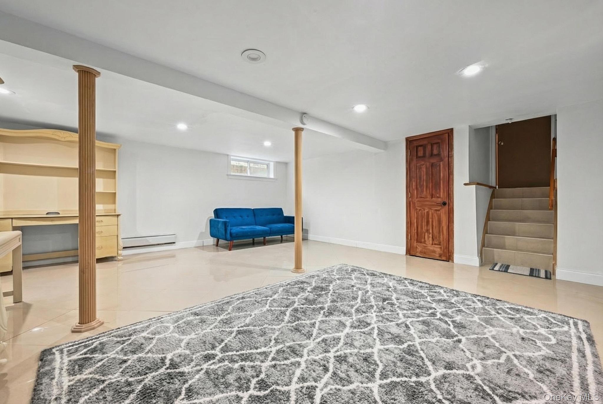 16 Tudor Road Hicksville, NY 11801 - Photo 23 of 24