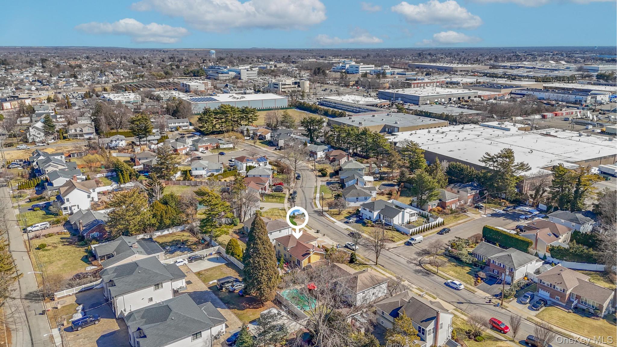 16 Tudor Road Hicksville, NY 11801 - Photo 7 of 24