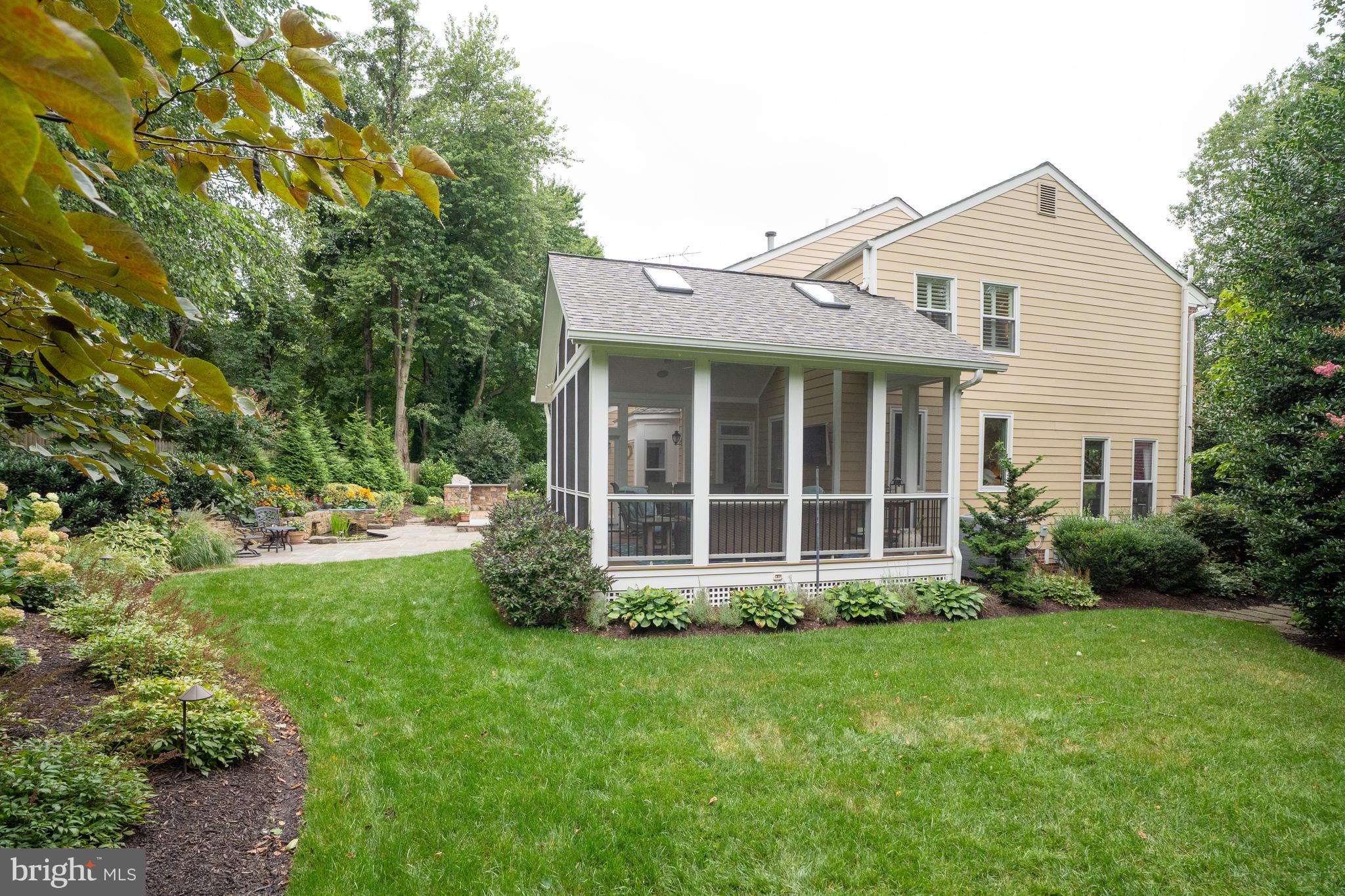 6301 Hunting Ridge Lane McLean, VA 22101 - Photo 39 of 47 Backyard