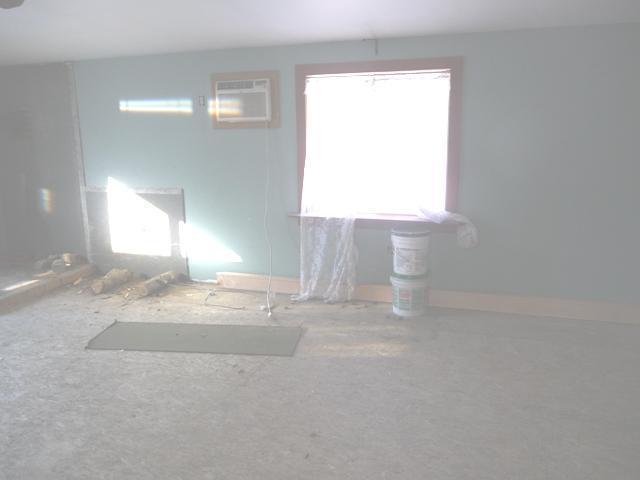 188 Mills Road Lebanon, ME 04027 - Photo 13 of 35 Den/Family/Great Room.