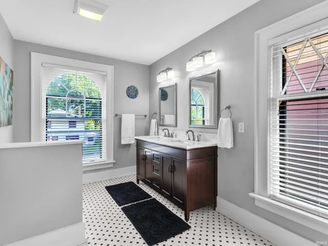 $424,900 | 1227 West Berry Street, Fort Wayne, IN 46802