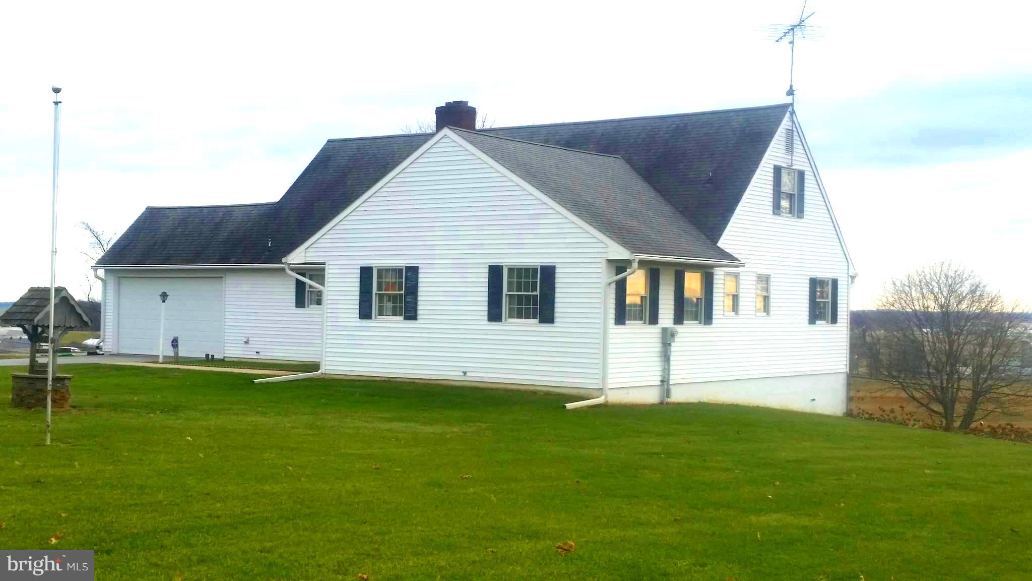 4205 White Oak Road Paradise, PA 17562 - Photo 1 of 25 Gallery Image 1