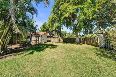 $680,000 | 4756 Southwest 72nd Avenue, Davie, FL 33314
