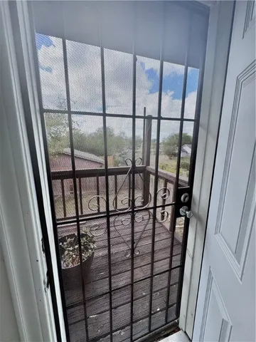 $750 | 907 Elizabeth Street, Unit 4, Corpus Christi, TX 78404