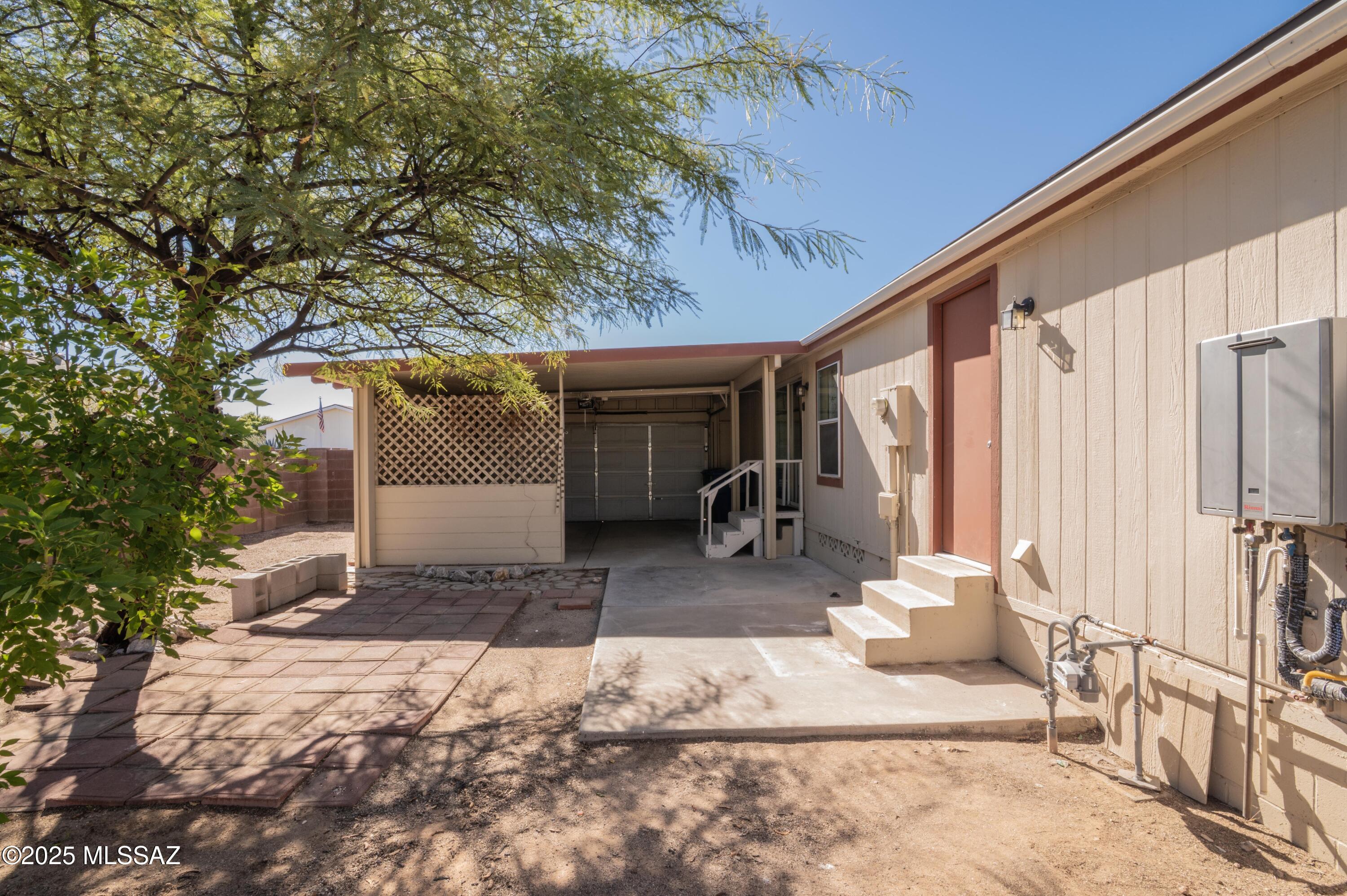 6205 East Rough Rock Drive Tucson, AZ 85756 - Photo 27 of 30 a view of a back yard of the house