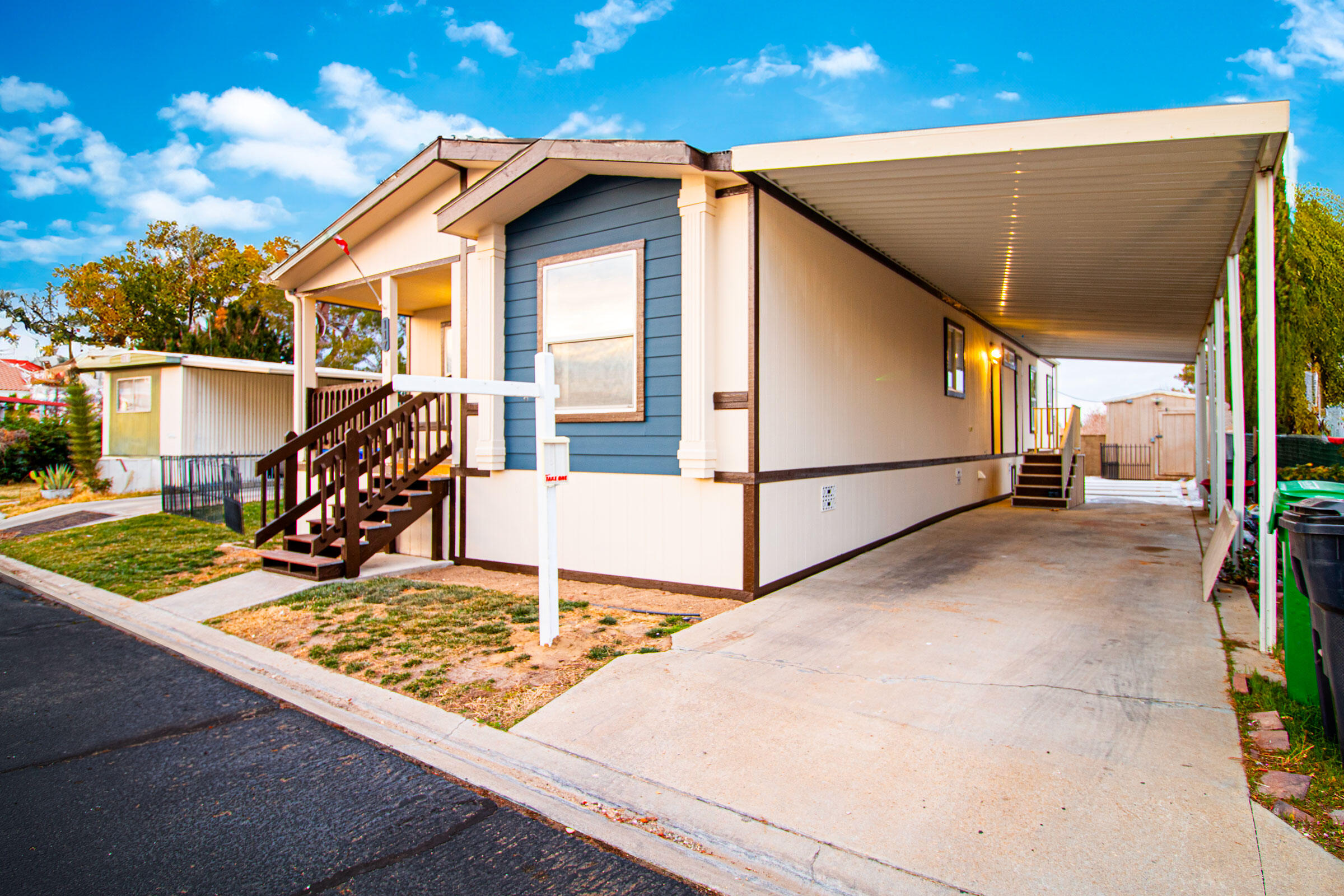 4444 Avenue R Palmdale, CA 93552 - Photo 2 of 14 IMG_5424-HDR