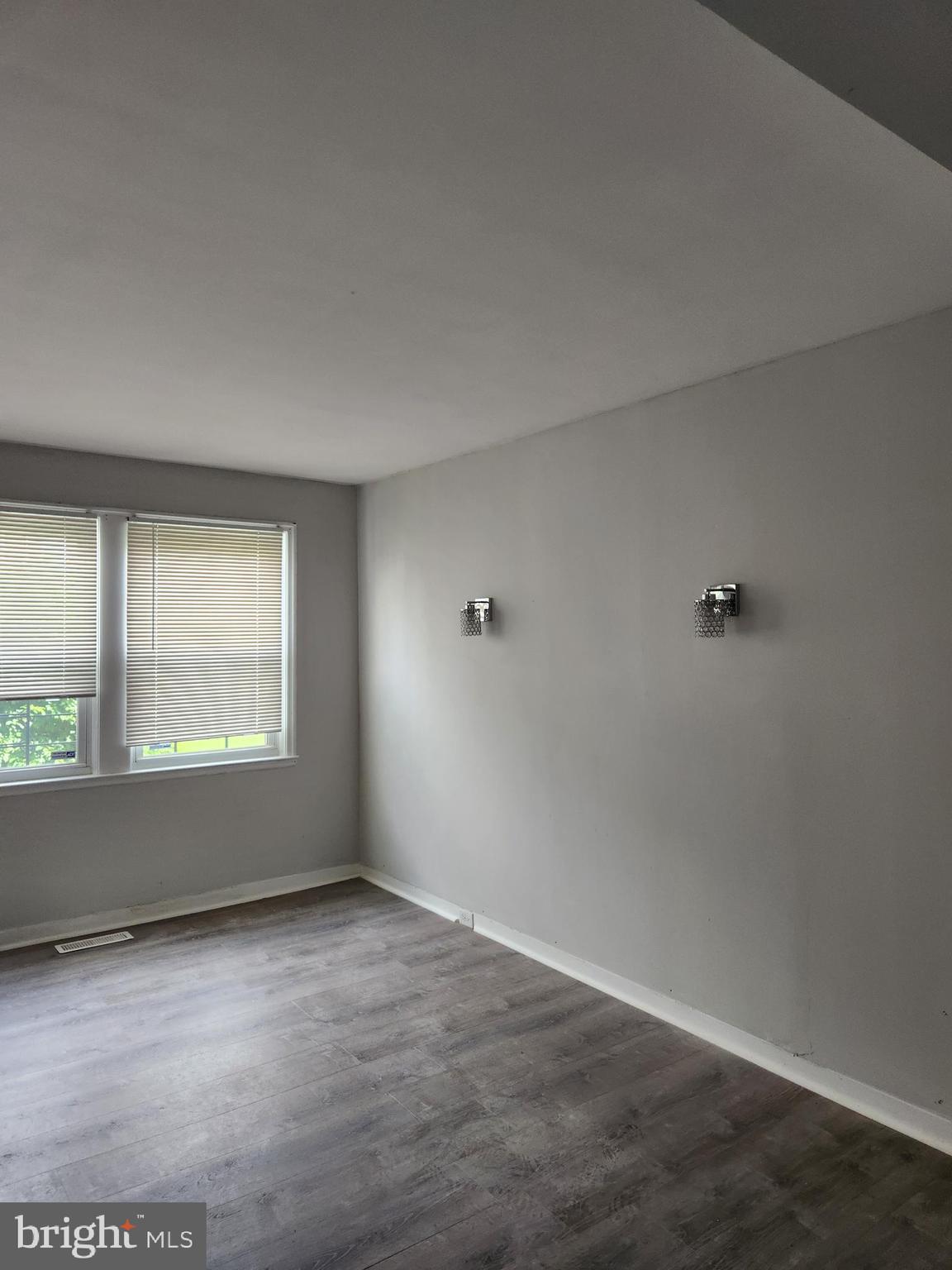 1306 Crofton Road Baltimore, MD 21239 - Photo 2 of 15