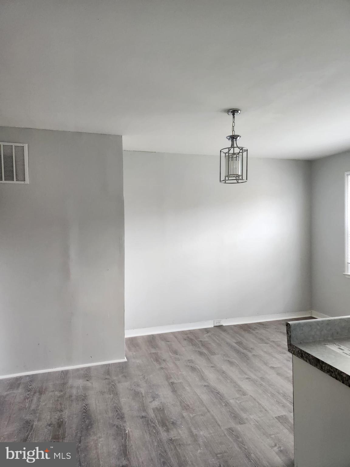 1306 Crofton Road Baltimore, MD 21239 - Photo 4 of 15