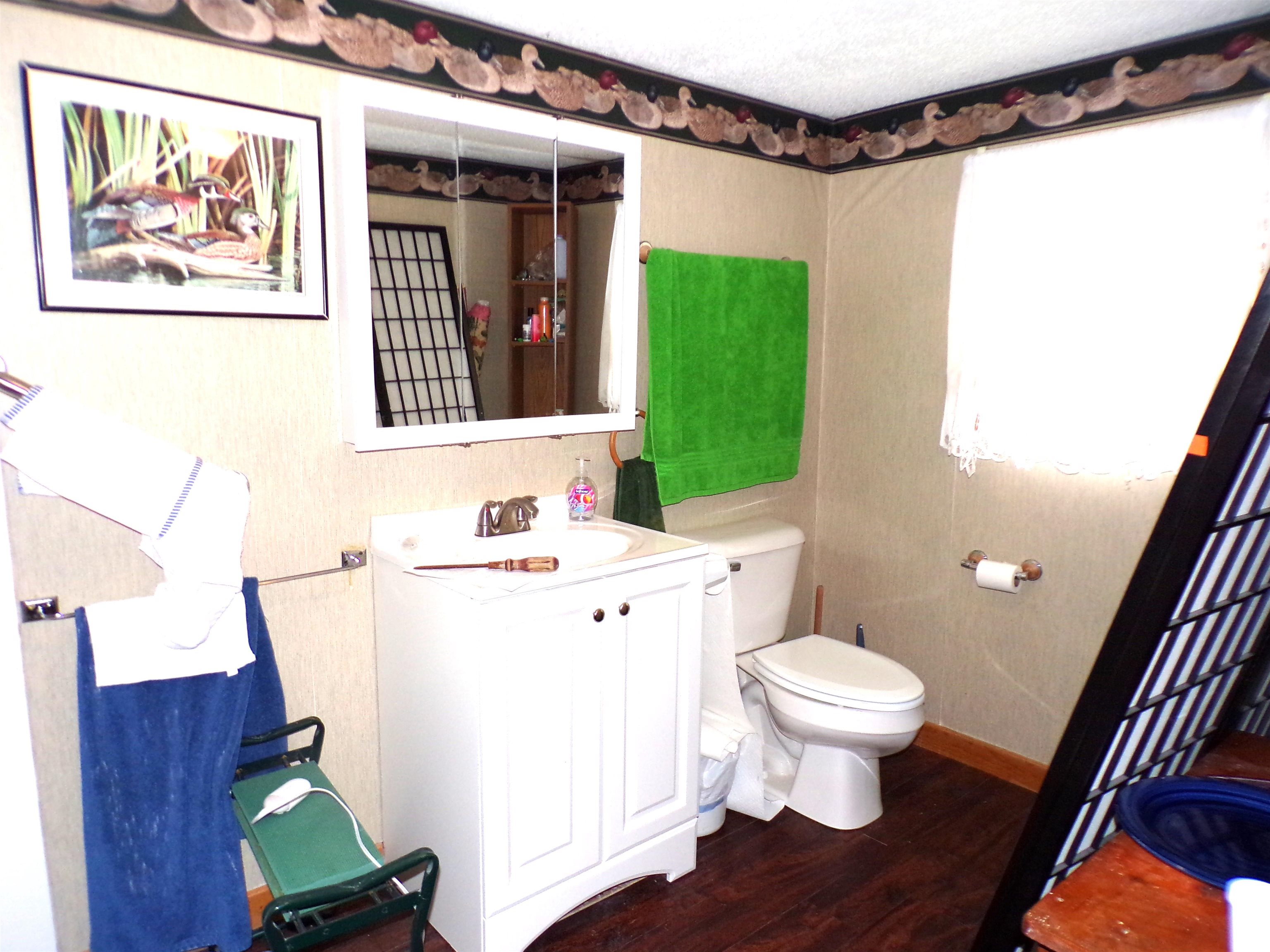 40 Lark Street Franklin, NH 03235 - Photo 8 of 13
