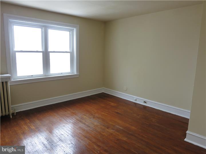 3 Englewood Road Upper Darby, PA 19082 - Photo 14 of 23