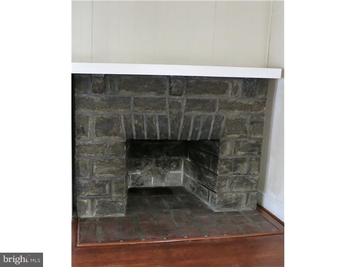 3 Englewood Road Upper Darby, PA 19082 - Photo 4 of 23
