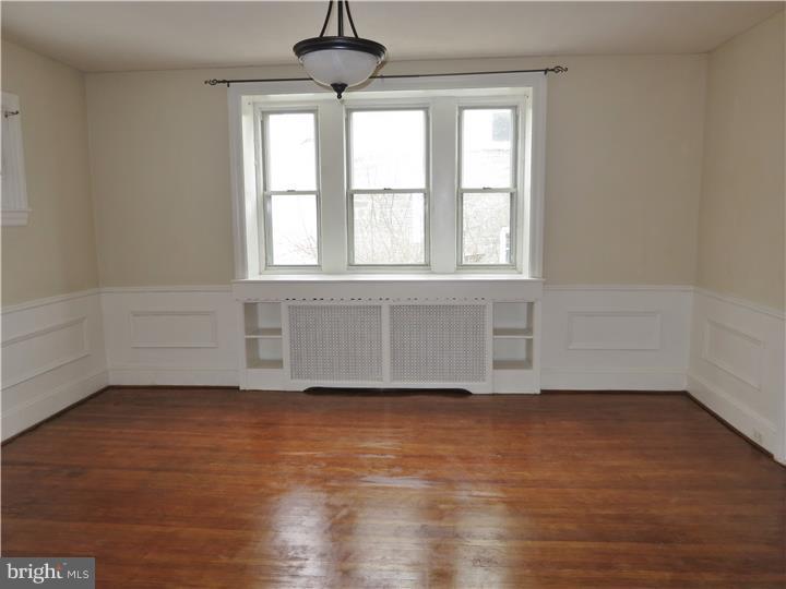 3 Englewood Road Upper Darby, PA 19082 - Photo 7 of 23