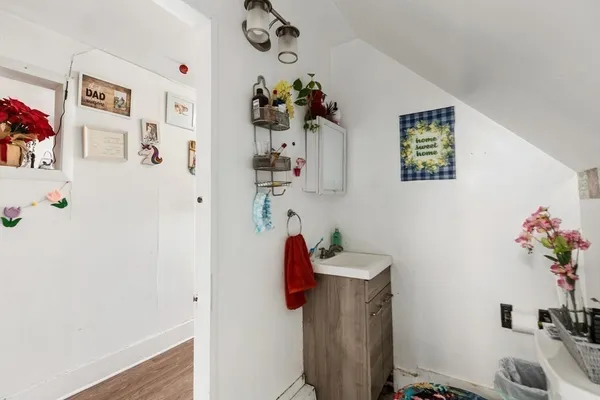 a view of an outdoor space