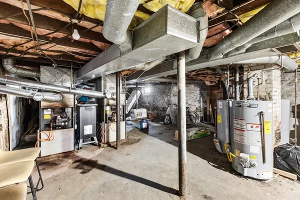 a view of a storage & utility room