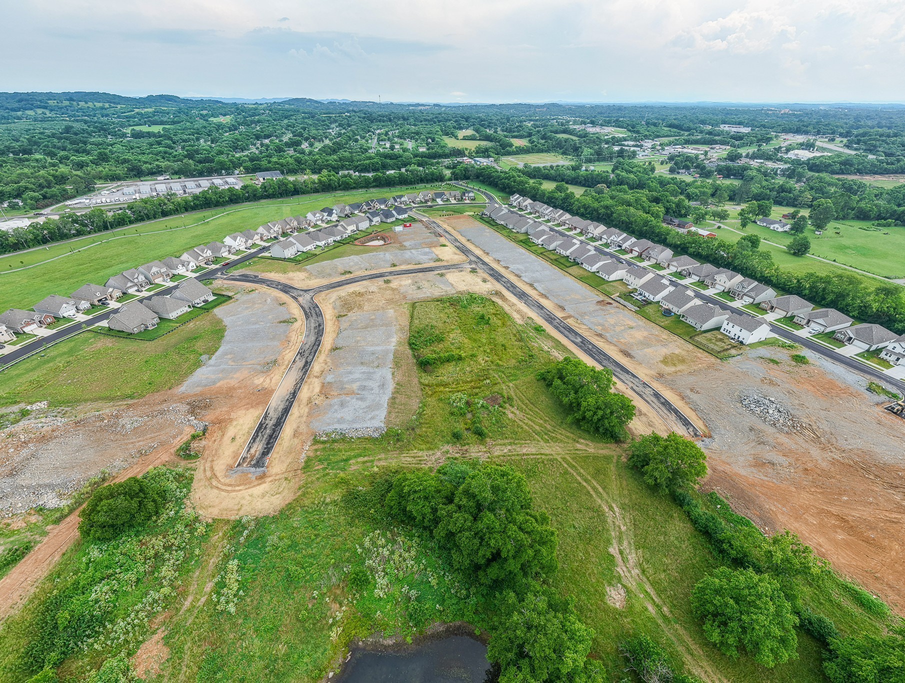 620 Phoebe Way Gallatin, TN 37066 - Photo 37 of 38 an aerial view of a city