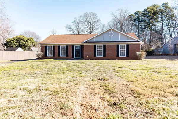 $319,900 | 2220 Gaines Avenue, Gastonia, NC 28054
