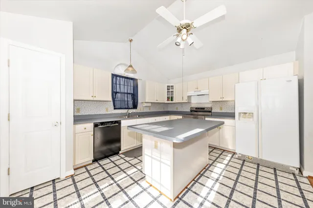 $2,600 | 105 Ridge Avenue, Taneytown, MD 21787