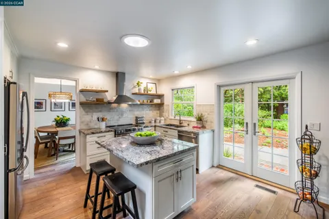 $2,285,000 | 860 Paradise Court, Lafayette, CA 94549