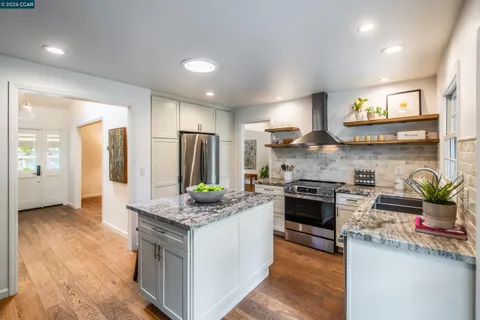 $2,285,000 | 860 Paradise Court, Lafayette, CA 94549