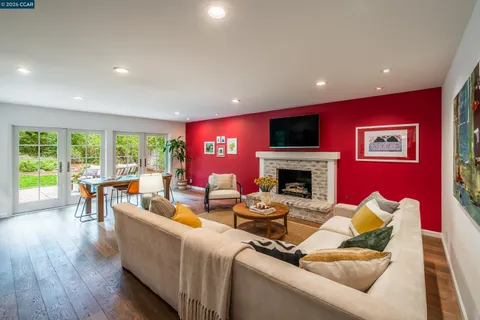 $2,285,000 | 860 Paradise Court, Lafayette, CA 94549