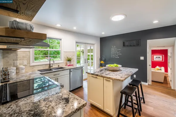 $2,285,000 | 860 Paradise Court, Lafayette, CA 94549