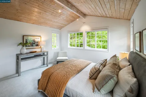 $2,285,000 | 860 Paradise Court, Lafayette, CA 94549