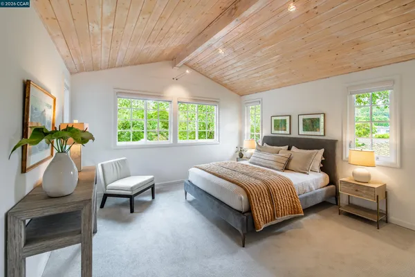 $2,285,000 | 860 Paradise Court, Lafayette, CA 94549