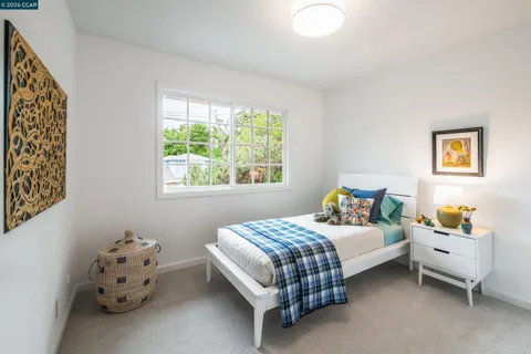 $2,285,000 | 860 Paradise Court, Lafayette, CA 94549