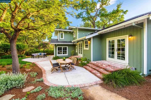 $2,285,000 | 860 Paradise Court, Lafayette, CA 94549