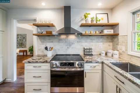 $2,285,000 | 860 Paradise Court, Lafayette, CA 94549