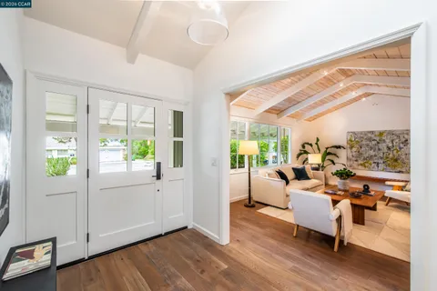 $2,285,000 | 860 Paradise Court, Lafayette, CA 94549