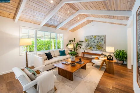 $2,285,000 | 860 Paradise Court, Lafayette, CA 94549