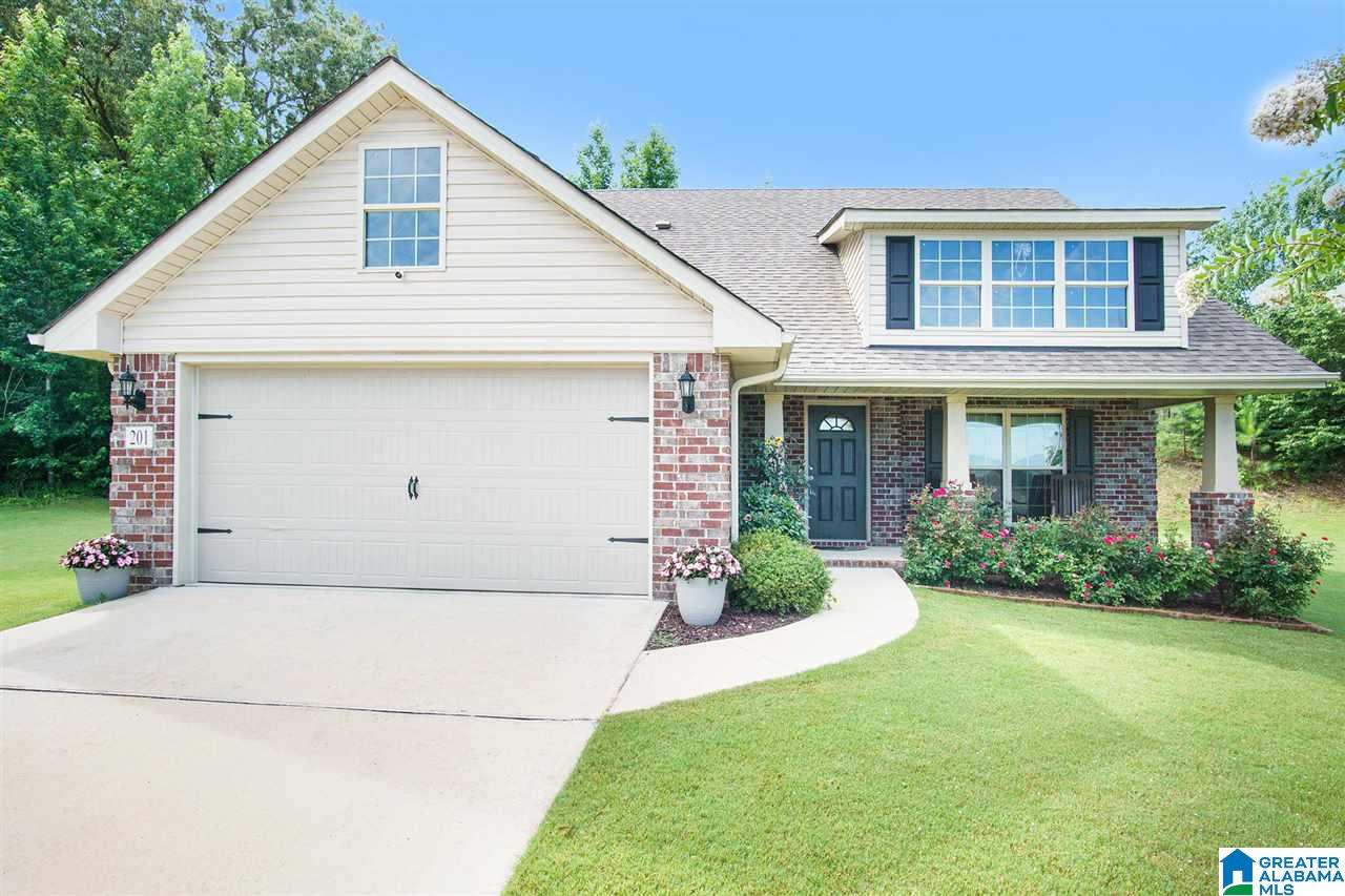 201 Stoney Trail Alabaster, AL 35114 - Photo 1 of 32