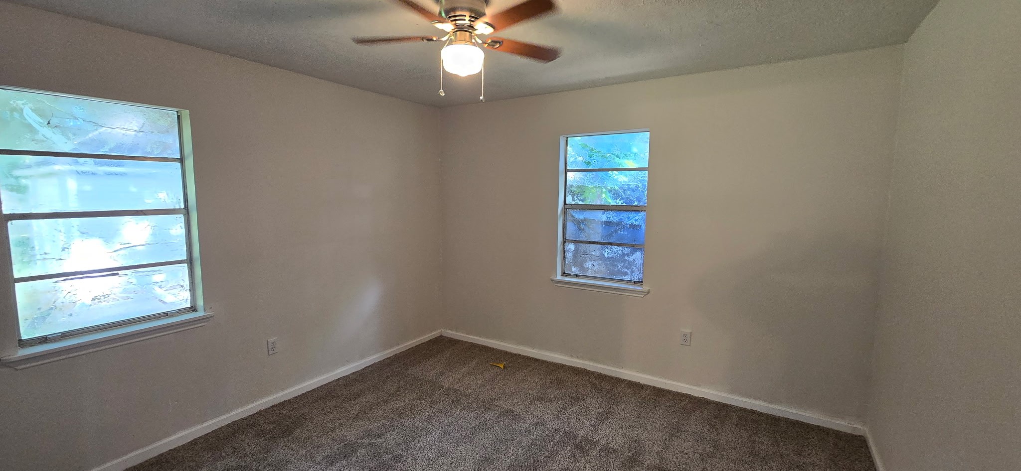 1014 North Arcola Street Angleton, TX 77515 - Photo 4 of 12