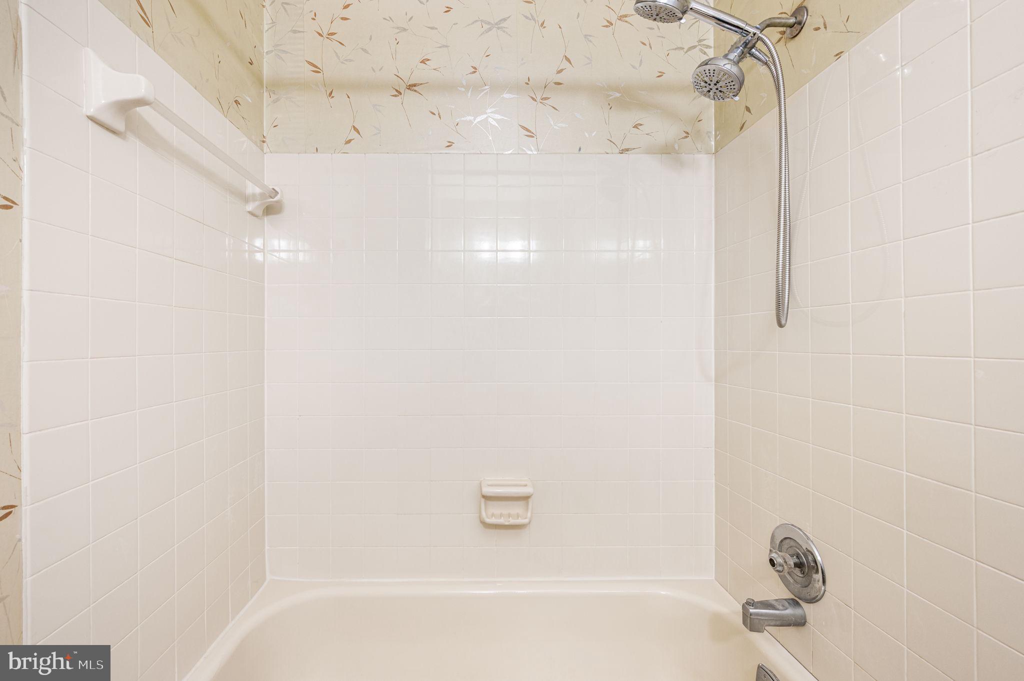 9578 State Rd., Unit A Philadelphia, PA 19114 - Photo 17 of 27
