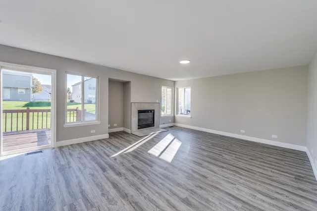 $447,000 | 153 Treehouse Road, Matteson, IL 60443