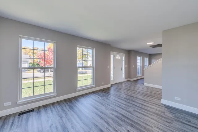 $447,000 | 153 Treehouse Road, Matteson, IL 60443