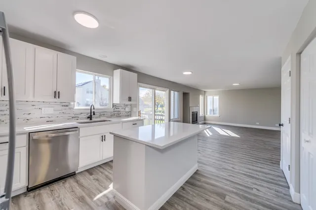 $447,000 | 153 Treehouse Road, Matteson, IL 60443