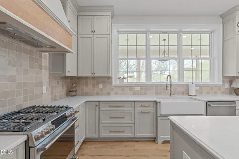 $725,000 | 680 Latimer Street, Hillsborough, NC 27278