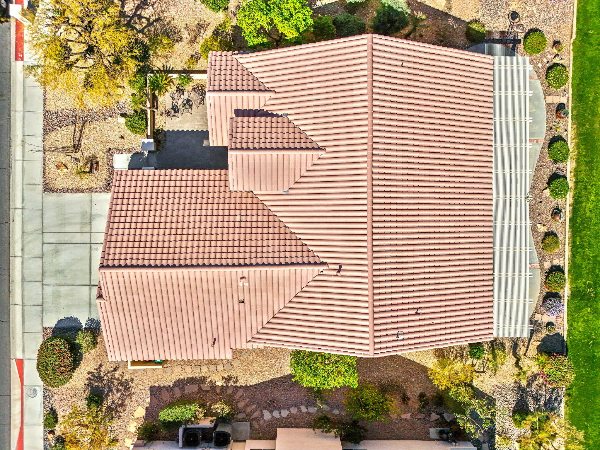 39611 Manorgate Road Palm Desert, CA 92211 - Photo 44 of 45 a view of a white building