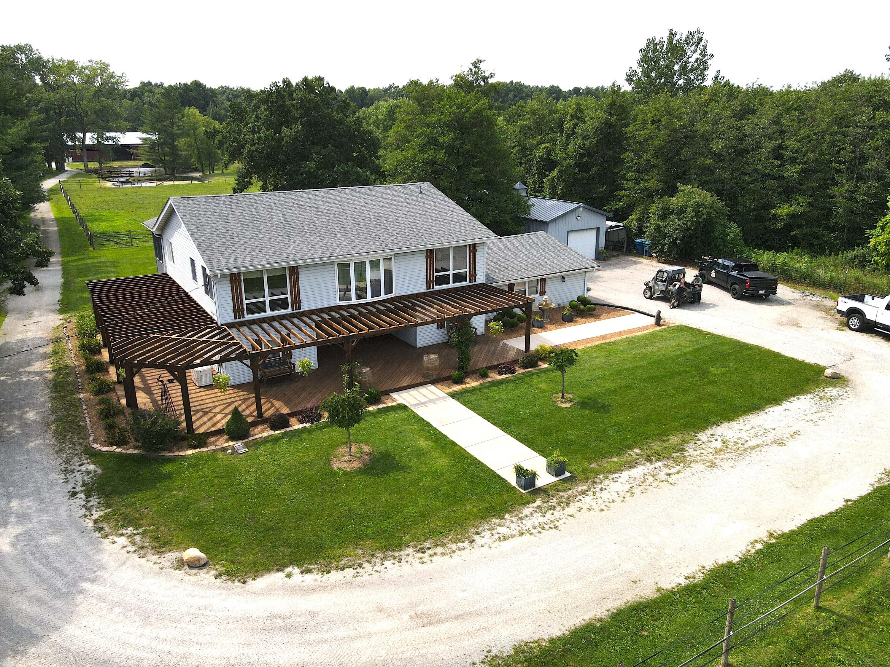 13226 South County Line Road Crown Point, IN 46307 - Photo 31 of 54 3000x2250