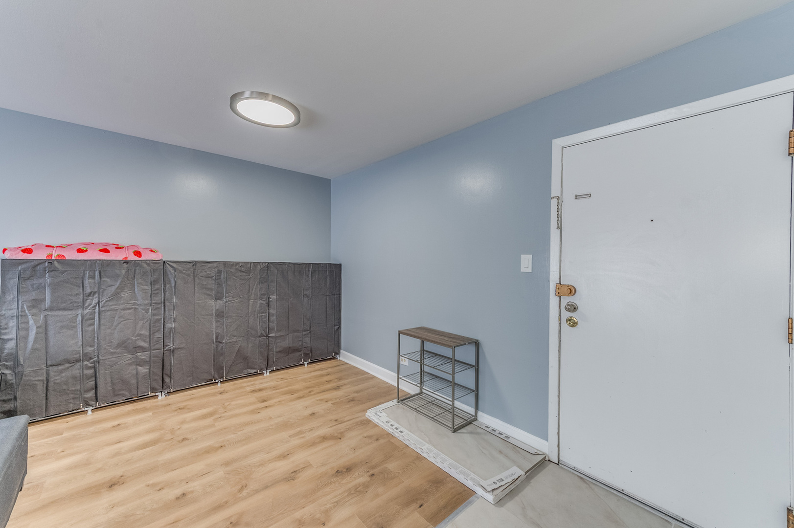 701 West Huntington Commons Road, Unit 103 Mount Prospect, IL 60056 - Photo 4 of 15