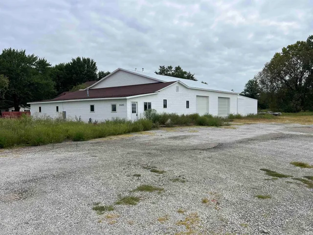 $449,900 | 2402 South Goyer Road, Kokomo, IN 46902