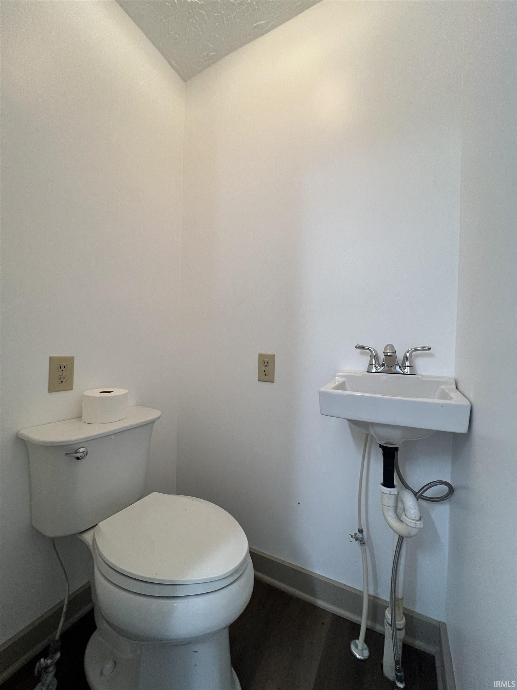 2402 South Goyer Road Kokomo, IN 46902 - Photo 16 of 34