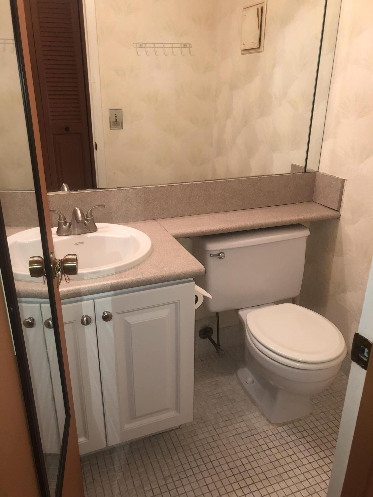 163 Preston F Boca Raton, FL 33434 - Photo 9 of 16 IMG_0010