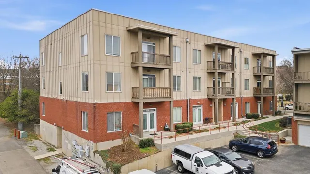 $245,000 | 817 Flynn Street, Unit 106, Chattanooga, TN 37403