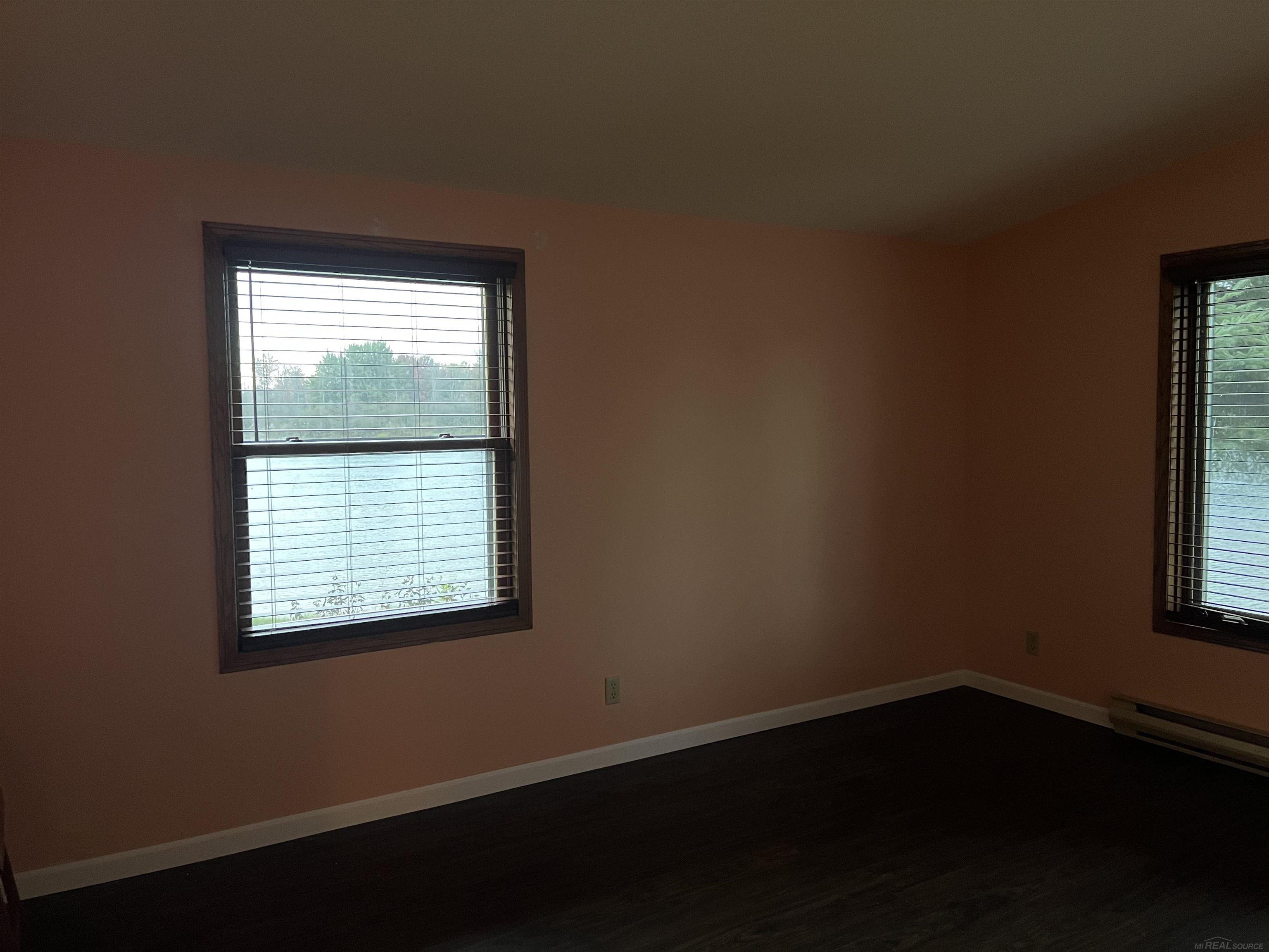 2039 South Riverside Drive Sault Ste. Marie, MI 49783 - Photo 24 of 75
